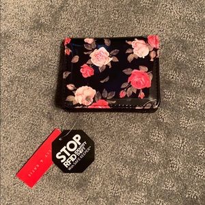 Flower Print Wallet (RFID safe)